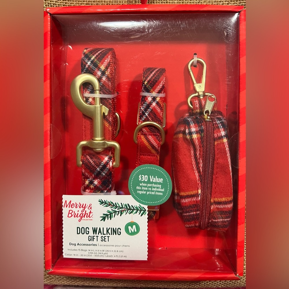 MERRY & BRIGHT Collection Boxed Red Plaid Dog Walking Gift Set Size Medium NEW